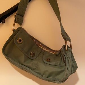 Cutie shoulder bag army green colour